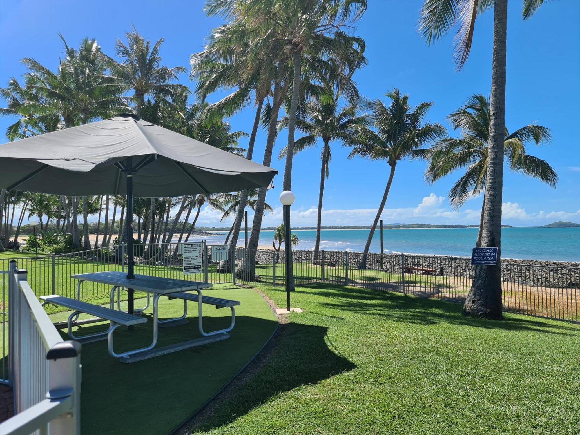 Dolphin Heads - Resort Unit - Absolute Beachfront! - Whitsunday Getaway! Mackay Exterior photo